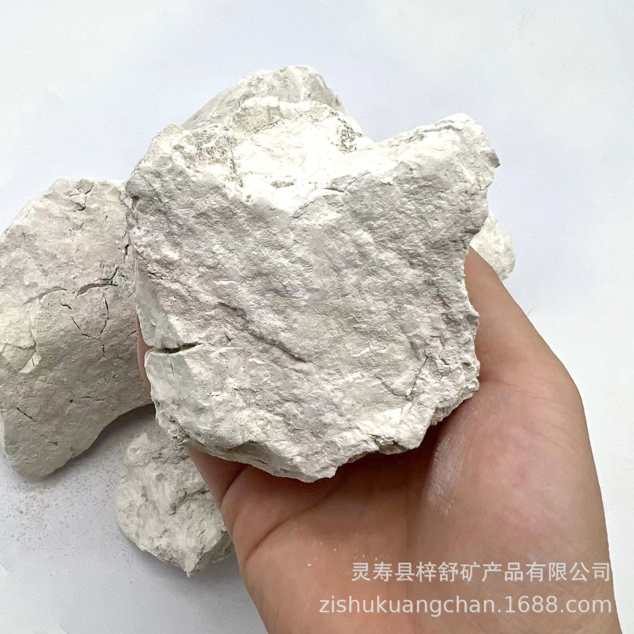 生石灰粉和白灰是一回事嗎？科學解析兩者區別與聯系